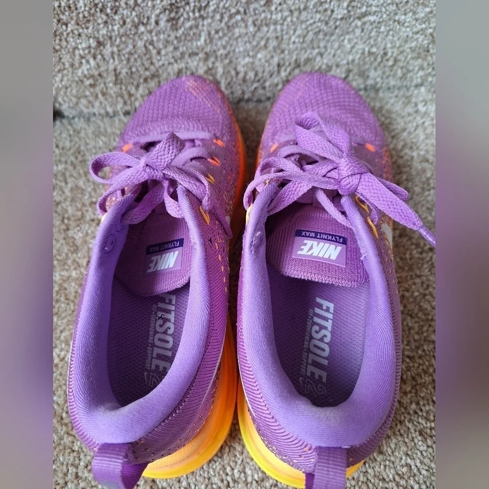 Nike Flyknit Max Atomic Purple Orange Mango Lace Up Sneakers Womens size 6